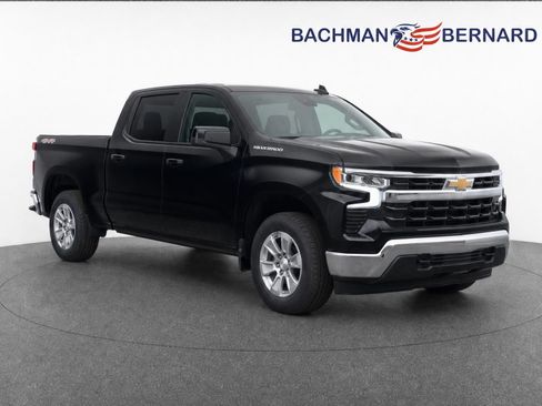 Used 2025 Chevrolet Silverado 1500 LT AWD/4WD image 1