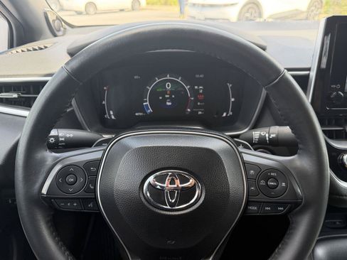 Used 2024 Toyota Corolla XSE FWD image 13