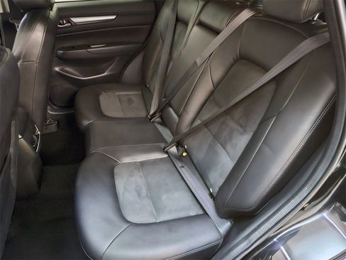 Used 2018 MAZDA CX-5 Touring image 17