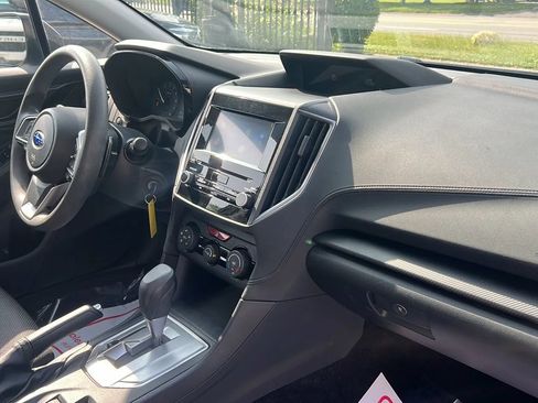 Used 2023 Subaru Impreza 2.0i Premium image 18