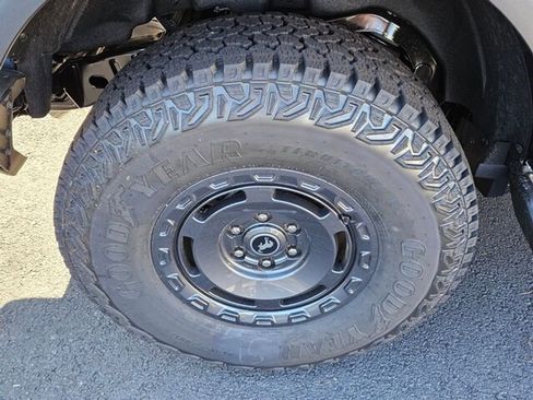 New 2025 Ford Bronco Outer Banks w/ Sasquatch Package AWD/4WD image 18