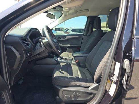 Certified 2023 Ford Escape Active AWD/4WD image 11