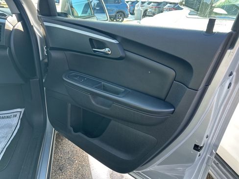 Used 2012 Chevrolet Traverse LT w/ All-Star Edition image 38