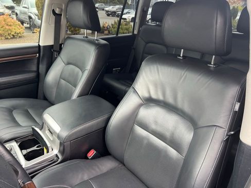 Used 2021 Toyota Land Cruiser AWD/4WD image 14