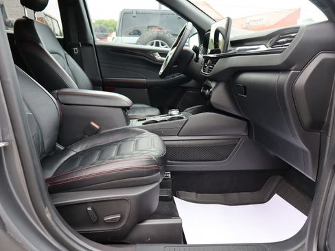 Used 2023 Ford Escape ST-Line Elite AWD/4WD image 34