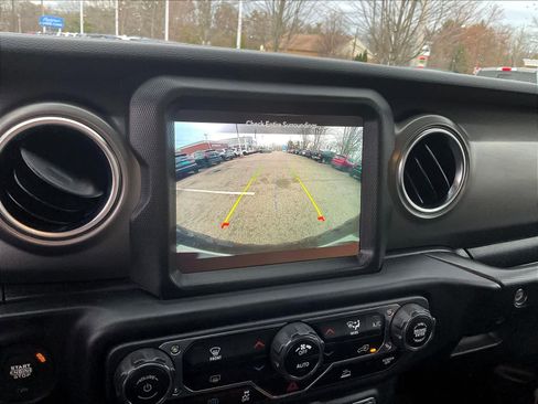 Used 2023 Jeep Wrangler Unlimited Rubicon 4xe image 20