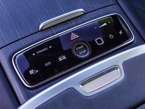 New 2022 Mercedes-Benz EQS 580 4MATIC Sedan image 20