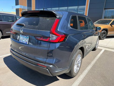 Used 2024 Honda CR-V EX-L image 6