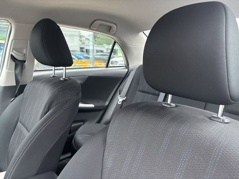 Used 2012 Toyota Corolla S FWD image 10