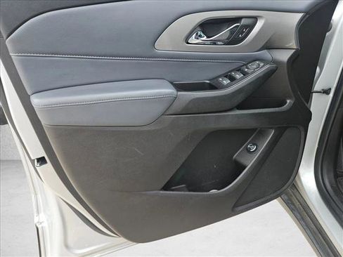 Used 2018 Chevrolet Traverse LT AWD/4WD image 12
