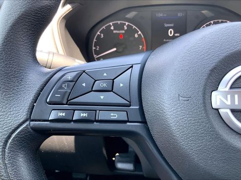Used 2024 Nissan Altima 2.5 S FWD image 23