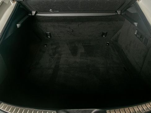 Used 2021 Mercedes-Benz AMG GT 43 image 31