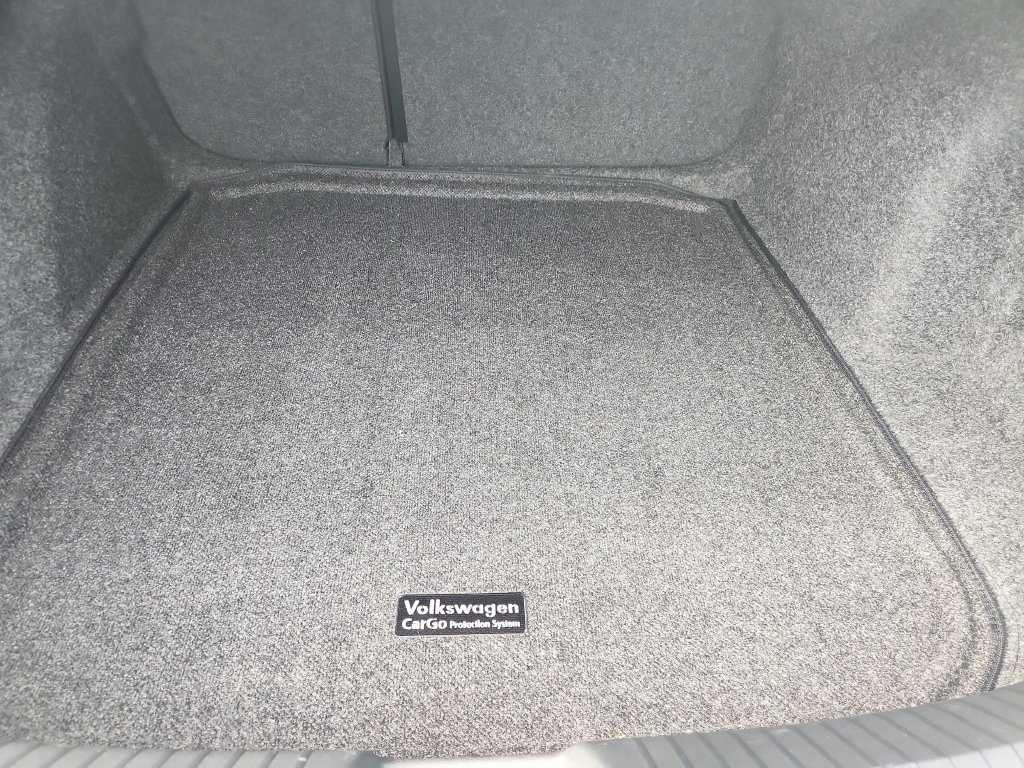 Certified 2025 Volkswagen Jetta Sport FWD image 28
