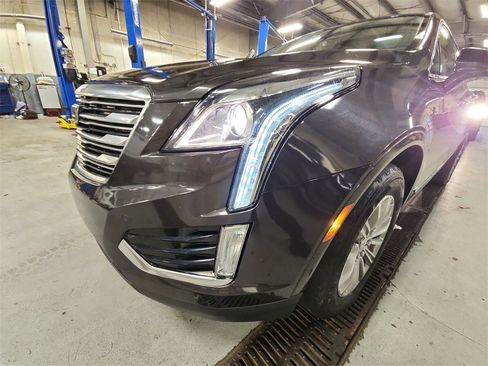 Used 2019 Cadillac XT5 Luxury image 29