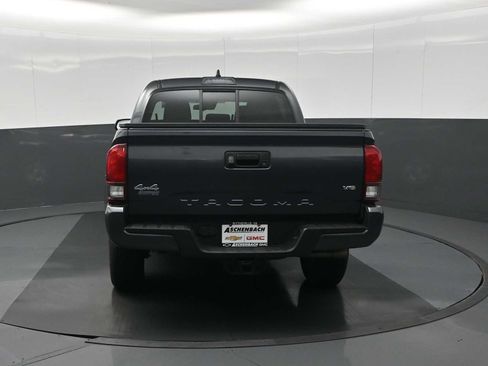 Used 2022 Toyota Tacoma SR image 8