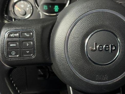 Used 2017 Jeep Wrangler Sport w/ Quick Order Package 24S AWD/4WD image 22