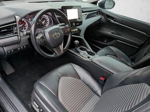 Certified 2021 Toyota Camry SE w/ Cold Weather Package image 10