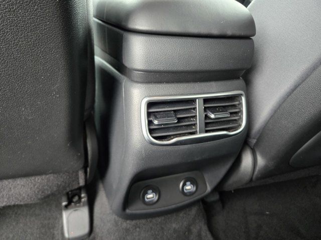 Used 2023 Hyundai Santa Fe SEL AWD/4WD image 28