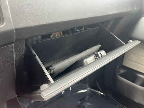 Used 2012 Ford F150 STX w/ Communications Pkg RWD image 23