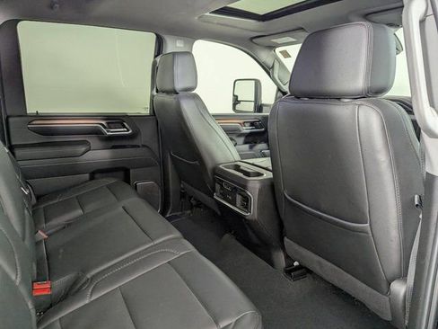 Used 2024 GMC Sierra 3500 Denali w/ Denali Reserve Package image 20