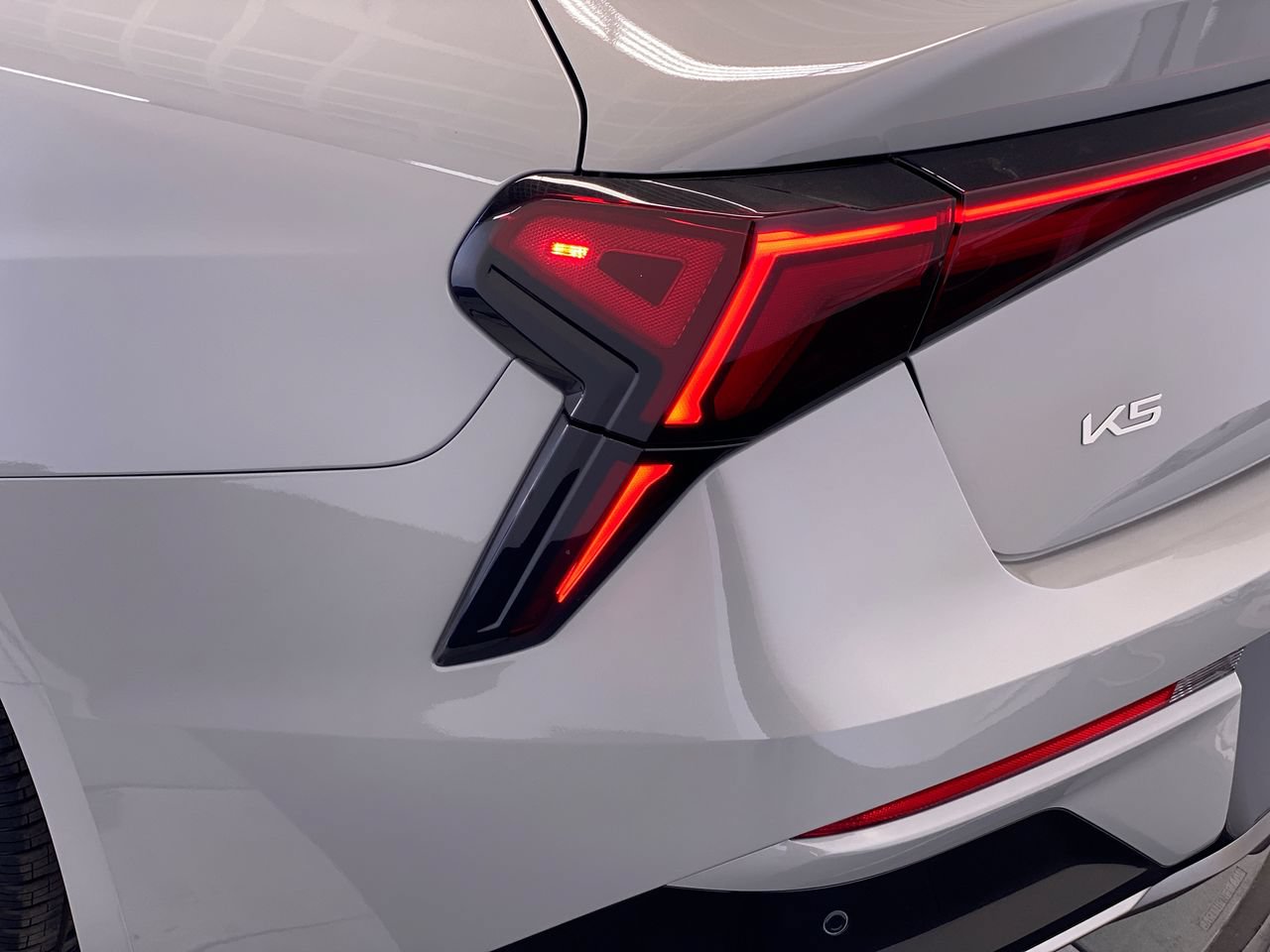 New 2026 Kia K5 GT-Line w/ GT-Line Premium Package FWD image 9