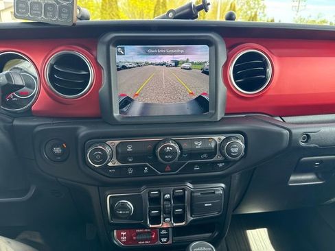 Used 2021 Jeep Gladiator Rubicon AWD/4WD image 23