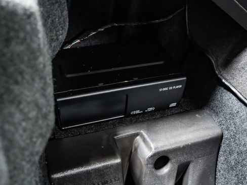 Used 2002 Chevrolet Camaro Z28 w/ SS Performance/Appearance Pkg image 32