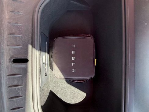 Used 2022 Tesla Model S Plaid AWD/4WD image 27