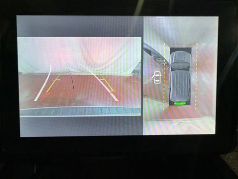 Used 2020 Ford Explorer Platinum image 31