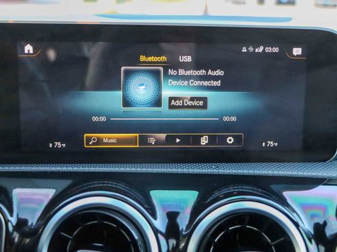 Used 2020 Mercedes-Benz CLA 250 image 33