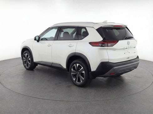 Used 2025 Nissan Kicks SV AWD/4WD image 6