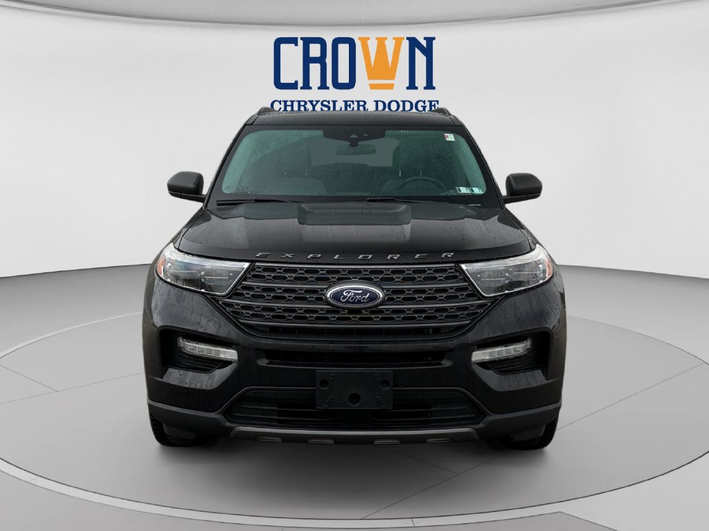 Used 2021 Ford Explorer XLT w/ Equipment Group 202A AWD/4WD image 6
