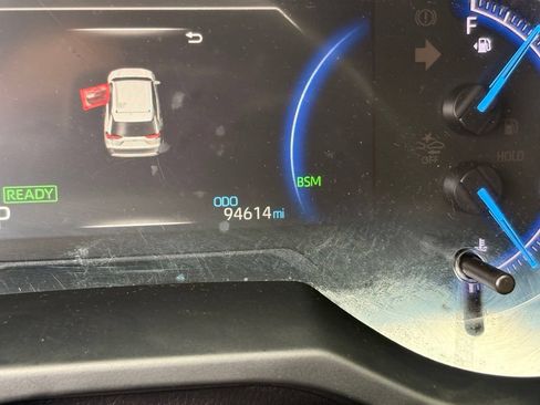 Used 2020 Toyota RAV4 XSE AWD/4WD image 17