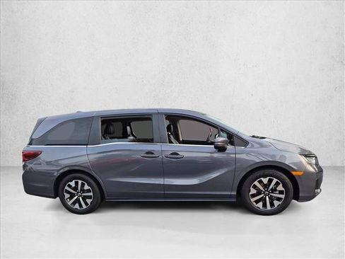 Used 2025 Honda Odyssey EX-L image 4