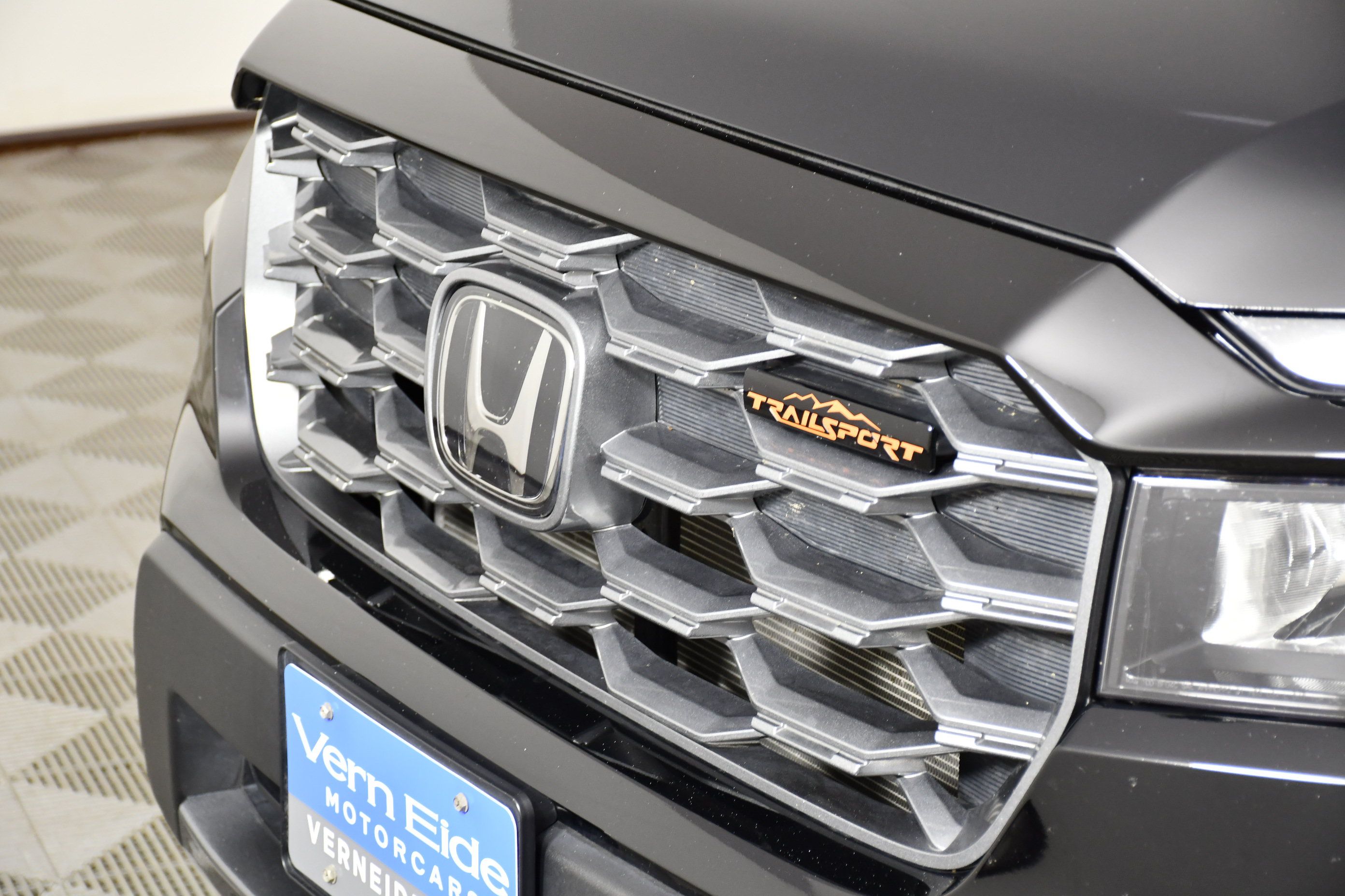 Certified 2023 Honda Passport TrailSport image 11