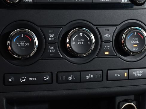 Used 2012 MAZDA CX-9 Touring w/ Moonroof & Bose Audio Pkg AWD/4WD image 30