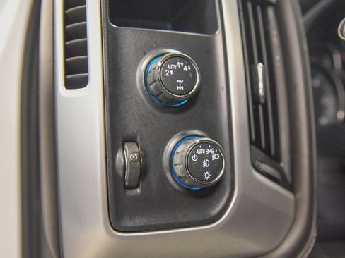 Used 2017 GMC Sierra 1500 SLE w/ SLE Value Package image 13