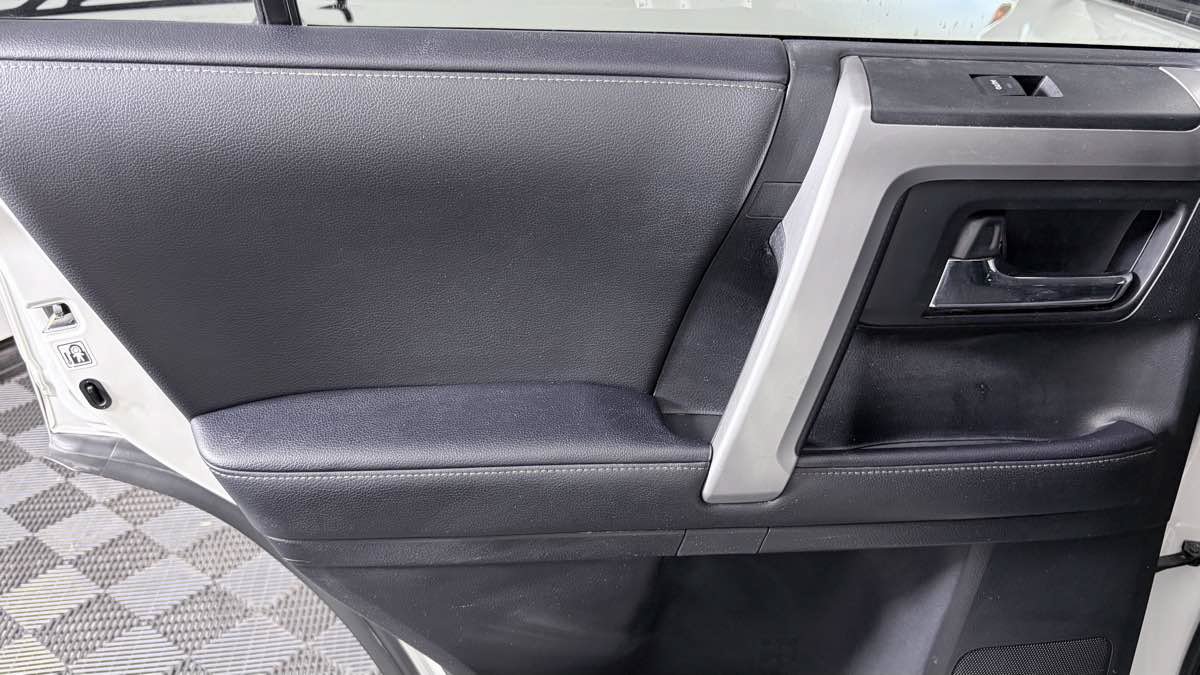 Used 2021 Toyota 4Runner SR5 Premium w/ Moonroof Package RWD image 26