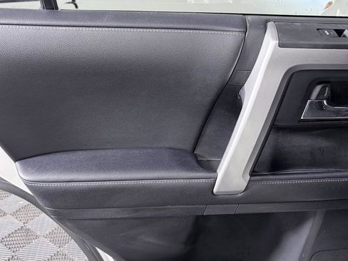Used 2021 Toyota 4Runner SR5 Premium w/ Moonroof Package RWD image 26