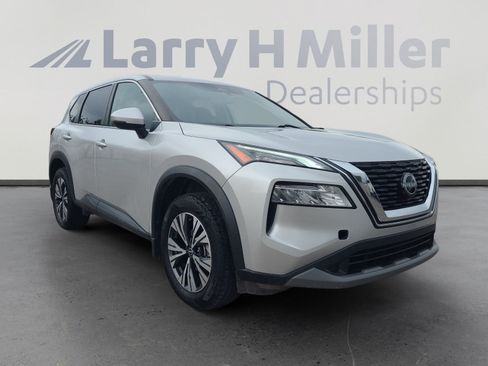 Used 2023 Nissan Rogue SV AWD/4WD image 7