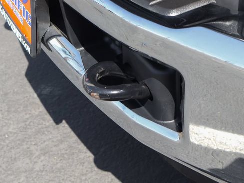 Used 2017 Ford F550 2WD Regular Cab Super Duty image 46