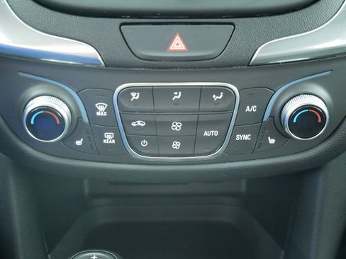 Used 2019 Chevrolet Equinox LT AWD/4WD image 29