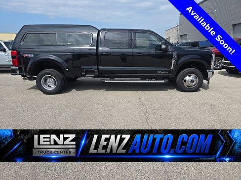 Used 2024 Ford F350 Lariat w/ FX4 Off-Road Package AWD/4WD image 2
