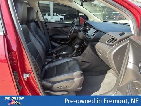 Certified 2020 Buick Encore Essence w/ Experience Buick Package AWD/4WD image 12