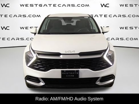 Used 2023 Kia Sportage LX AWD/4WD image 2