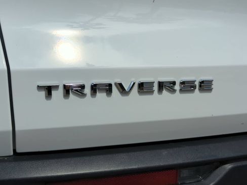 Certified 2026 Chevrolet Traverse LT FWD image 5