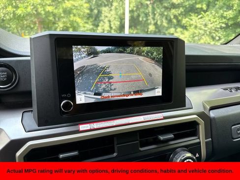 Used 2025 Toyota Tacoma SR5 RWD image 18