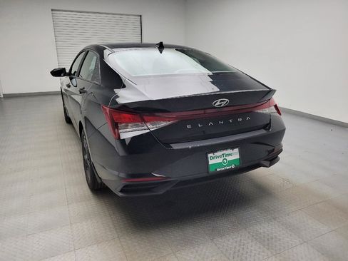 Used 2023 Hyundai Elantra SEL FWD image 6