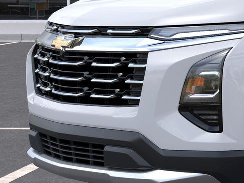 New 2027 Chevrolet Equinox LT w/ Convenience Package II FWD image 13