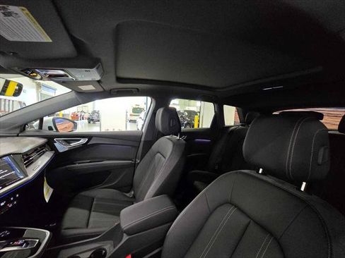 New 2024 Audi Q4 e-tron Premium Plus AWD/4WD image 26